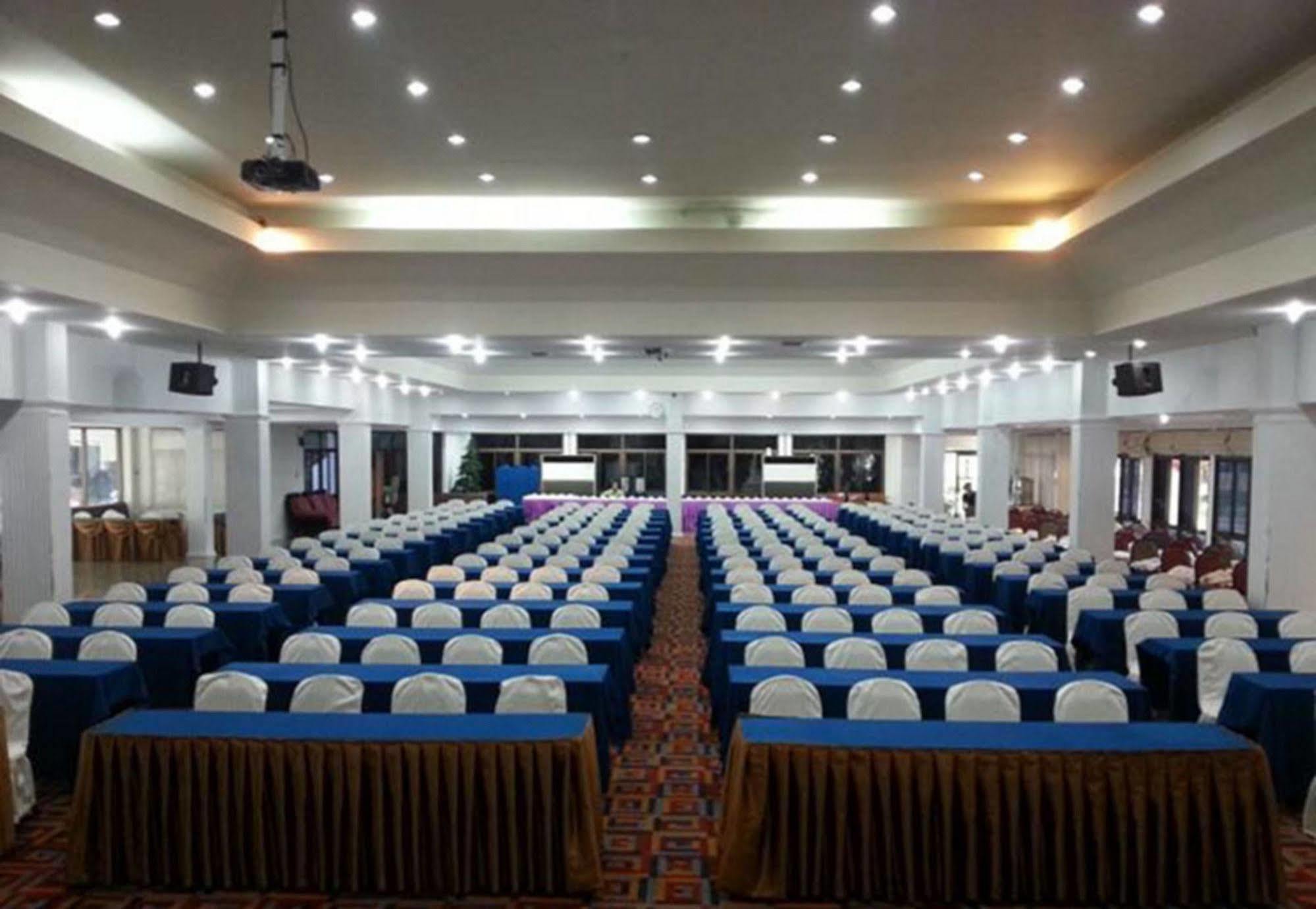 Lopburi Inn Resort Exterior foto